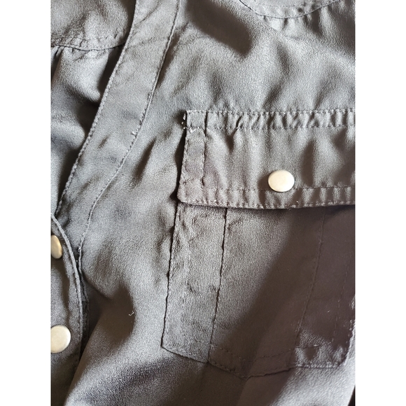 Small- Black 2B Bebe Blouse - Picture 3 of 5